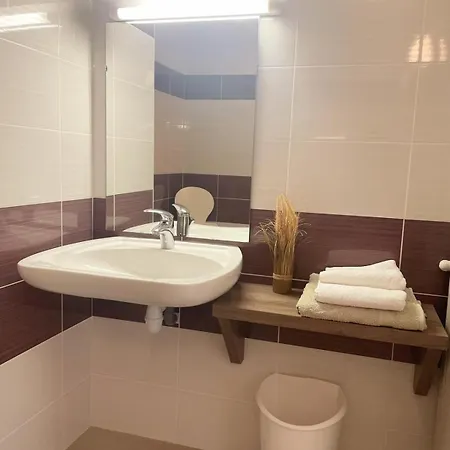 فندق Hoteliere Du Magnoac Castelnau-Magnoac