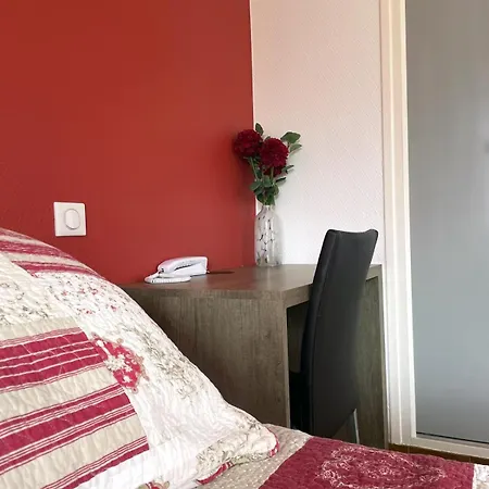 Hoteliere Du Magnoac فندق