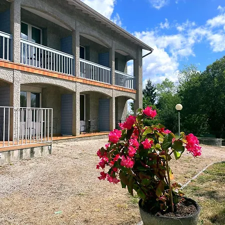 Hoteliere Du Magnoac Отель Castelnau-Magnoac