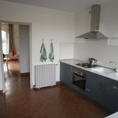 Отель Hoteliere Du Magnoac Castelnau-Magnoac